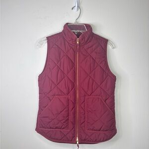 J. Crew Maroon Quilted Puffer‎ Vest XS Zip Pockets Athleisure Outfit Sports Mom